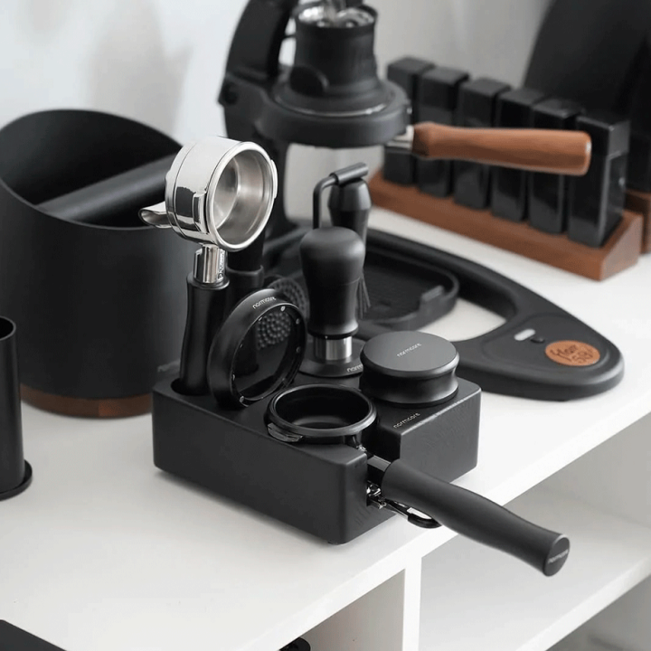 Normcore Kompakt Espresso Tamper Station Sort Asketræ 58 mm